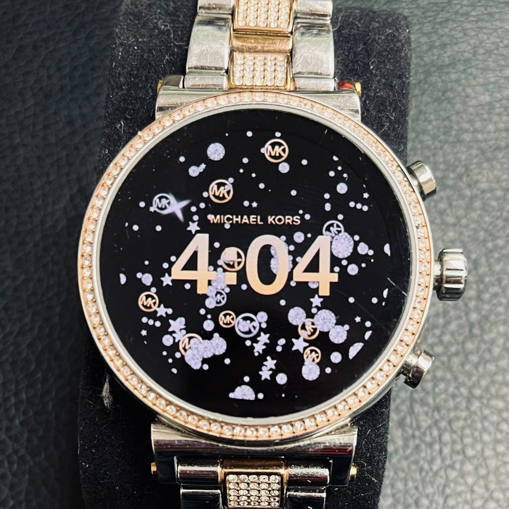 Michael Kors Sophie Smartwatch Gen 4 DW7M2; 42MM